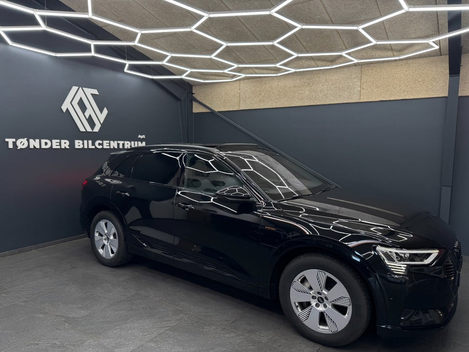 Audi e-tron 55 S-line quattro 5d