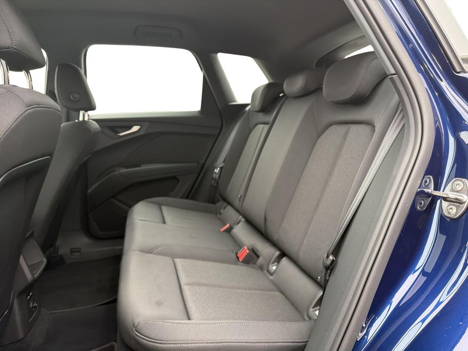 Audi Q4 e-tron 35 Attitude 5d