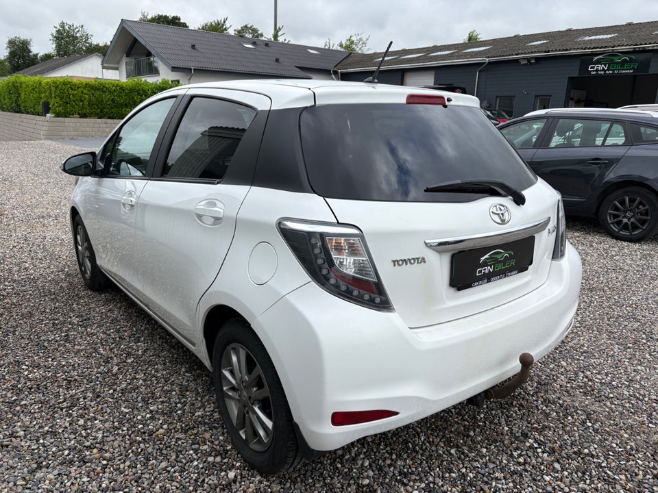 Toyota Yaris 1,3 VVT-i T2 Touch 5d