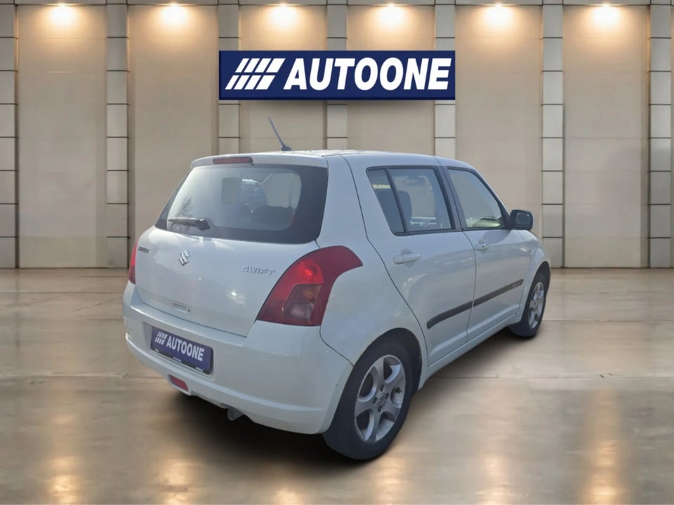 Suzuki Swift 1,3 GLS 5d