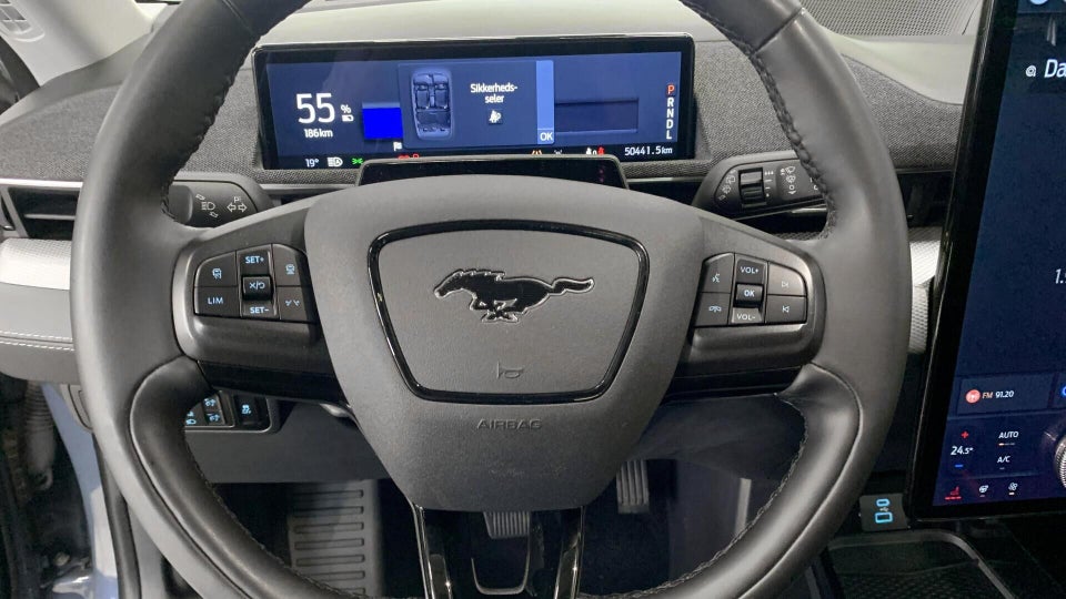 Ford Mustang Mach-E 70 Standard Range 5d