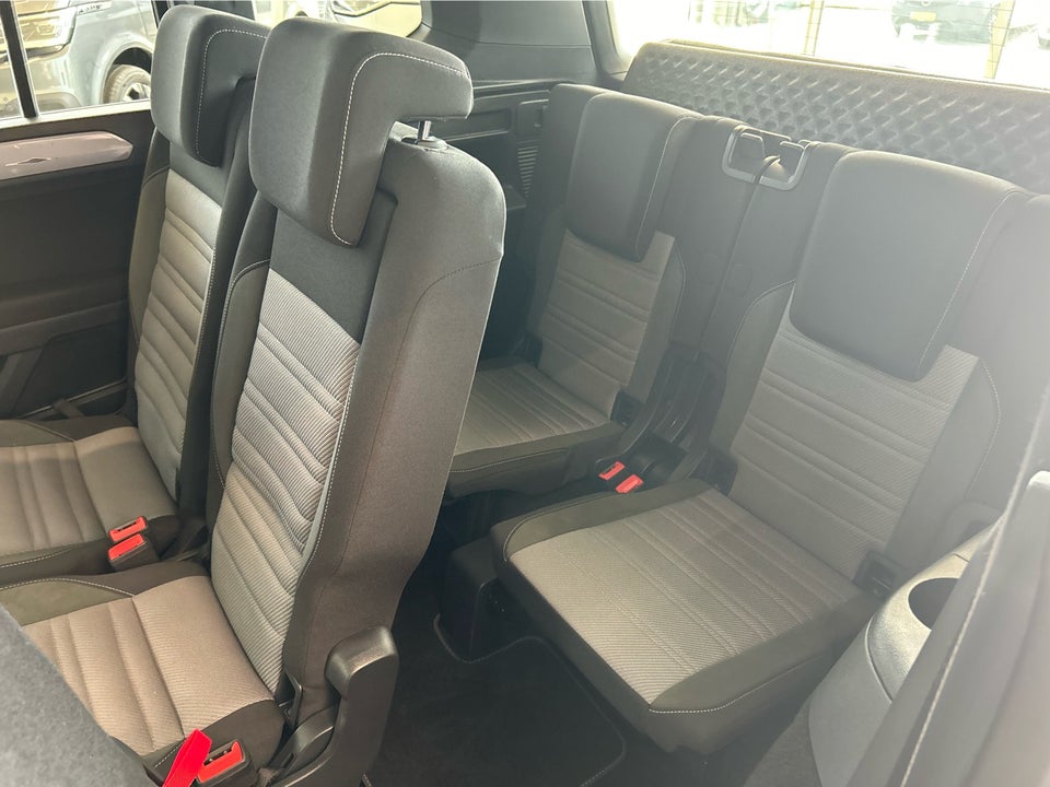 VW Touran 1,4 TSi 150 R-line DSG 7prs 5d