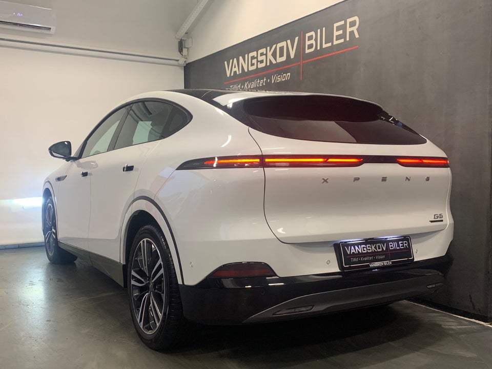 Xpeng G6 Performance 5d