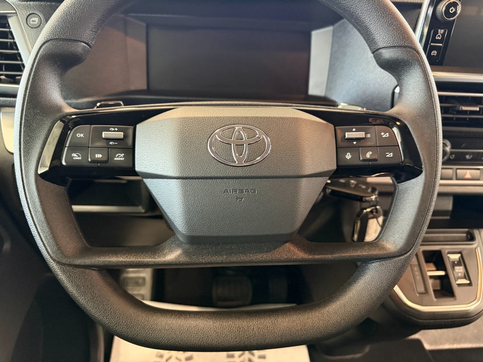 Toyota ProAce Verso 75 Long Combi 9prs