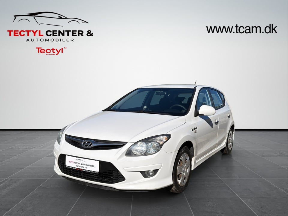 Hyundai i30 1,6 CRDi 90 Classic Eco 5d