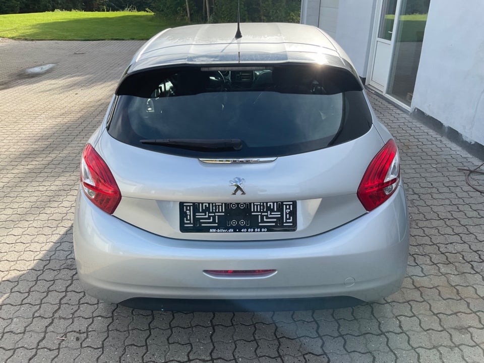 Peugeot 208 1,4 e-HDi 68 Access ESG 5d