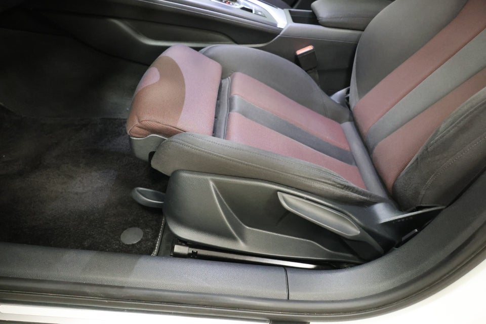 Audi A4 40 TFSi Sport Prestige Avant S-tr. 5d