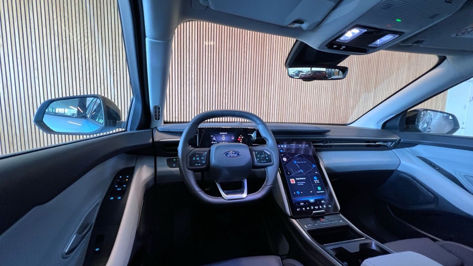 Ford Explorer 52 Select Standard Range 5d