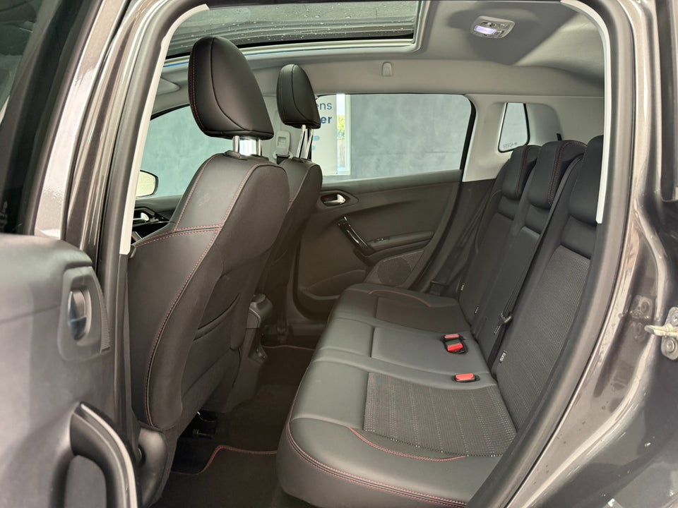 Peugeot 2008 1,5 BlueHDi 120 GT Line Sky EAT6 5d