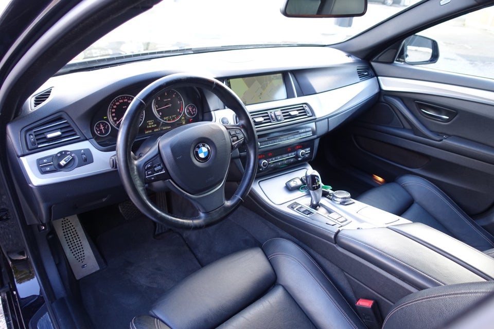 BMW 530d 3,0 Touring M-Sport aut. 5d