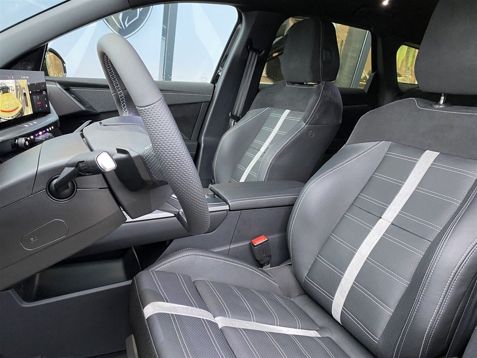 Opel Grandland-e 73 GS 5d