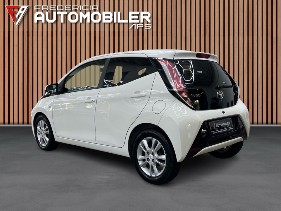 Toyota Aygo 1,0 VVT-i x-cellence 5d