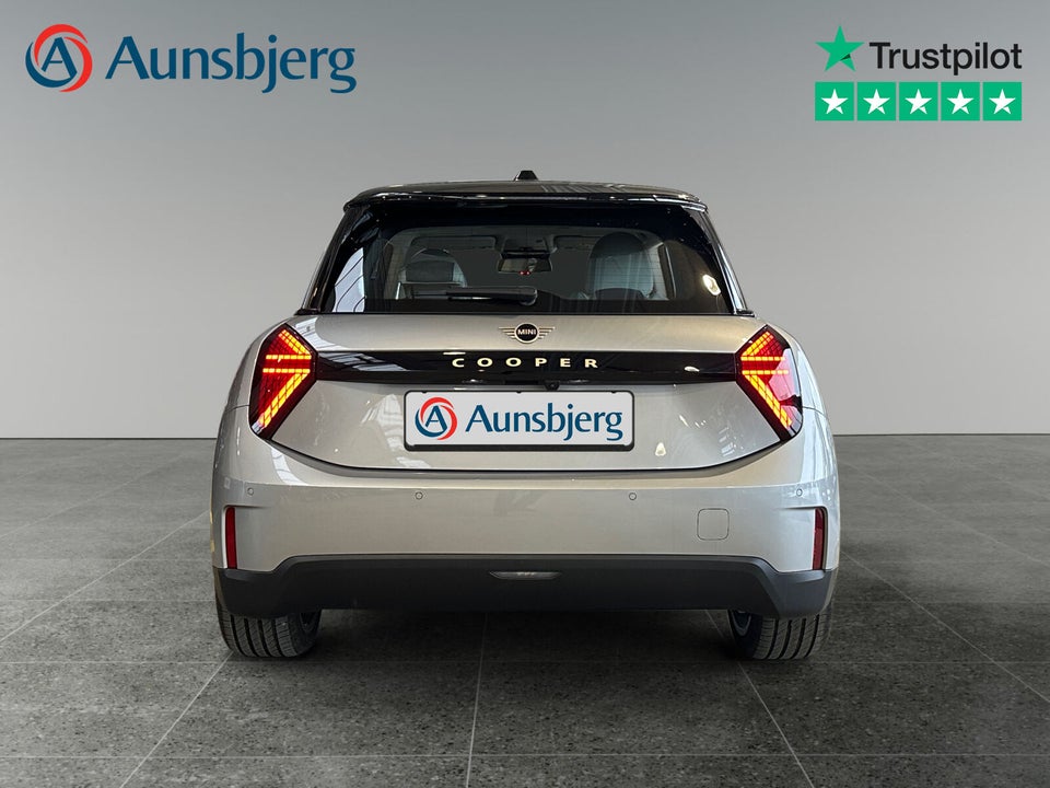 MINI Cooper E Classic Trim S 3d