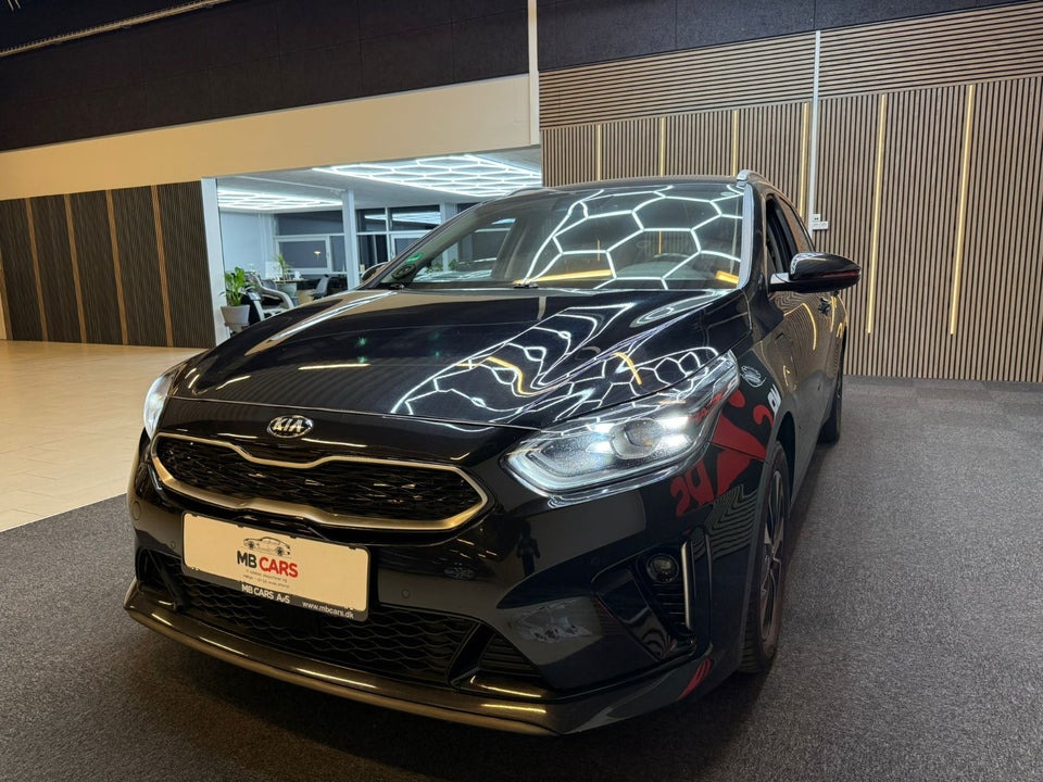 Kia Ceed 1,6 PHEV Upgrade Intro SW DCT 5d