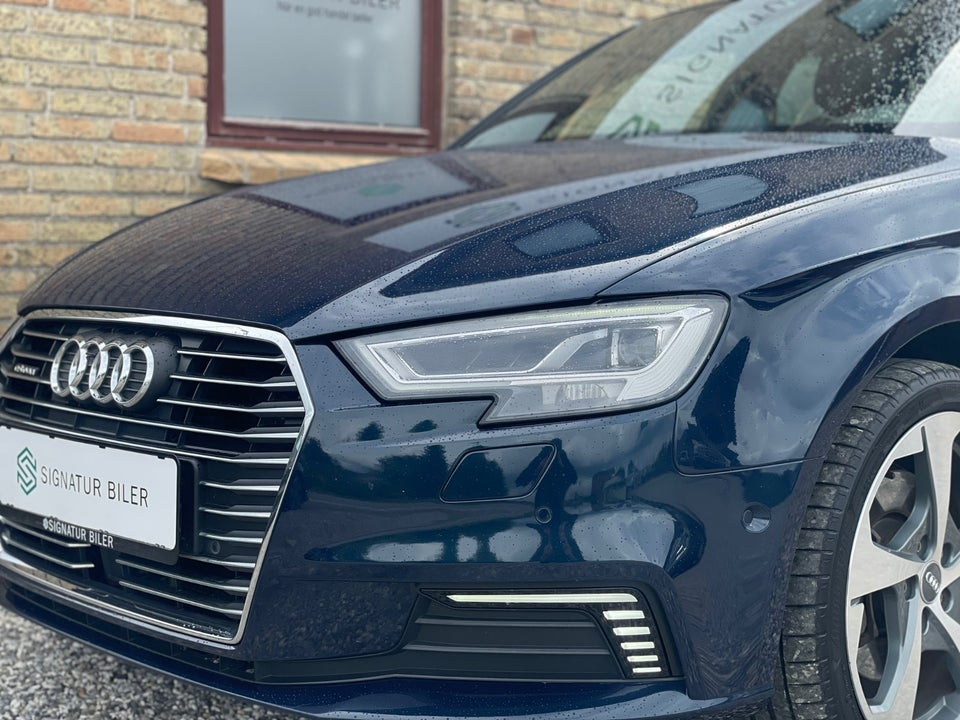 Audi A3 1,4 e-tron S-line Sportback S-tr. 5d
