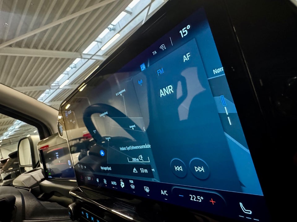 Ford Tourneo Custom 340S 2,5 PHEV Titanium X CVT