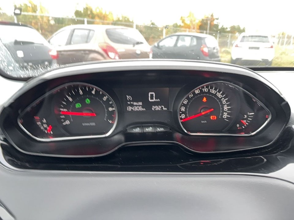 Peugeot 208 1,4 VTi Active 5d