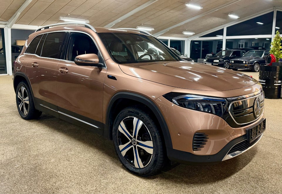 Mercedes EQB300 4Matic 7prs 5d