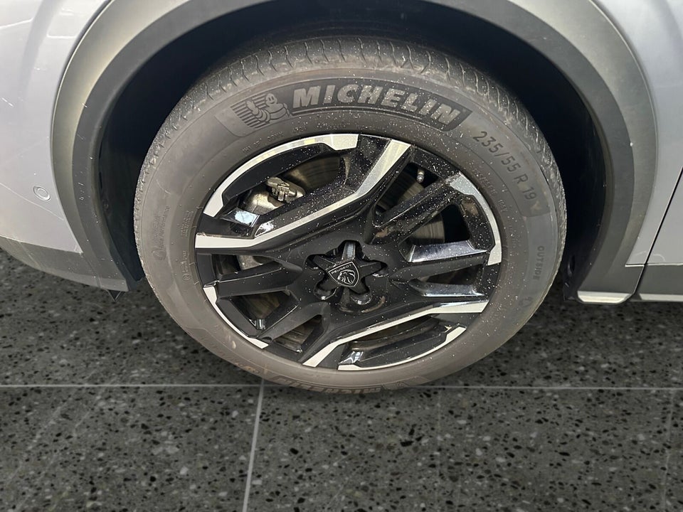 Peugeot e-5008 77 Allure 7prs 5d