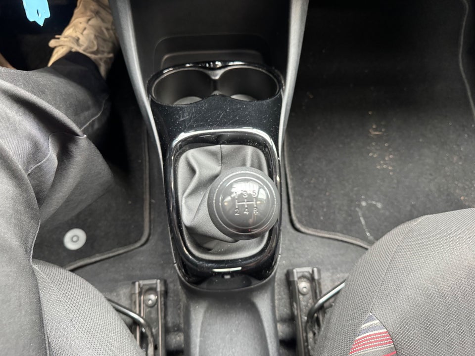 Citroën C1 1,0 VTi Shine 5d