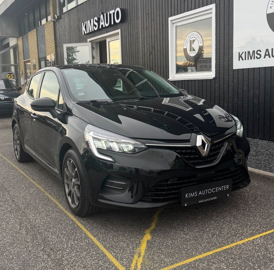 Renault Clio V 1,6 E-Tech Zen 5d