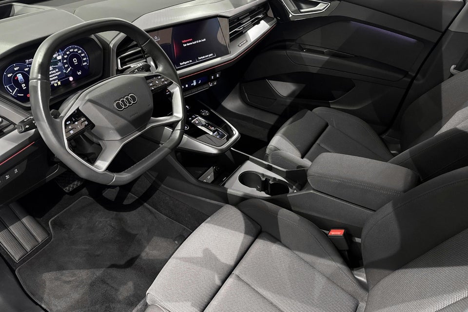 Audi Q4 e-tron 40 Attitude 5d