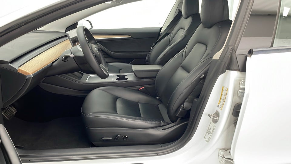 Tesla Model 3 Long Range AWD 4d