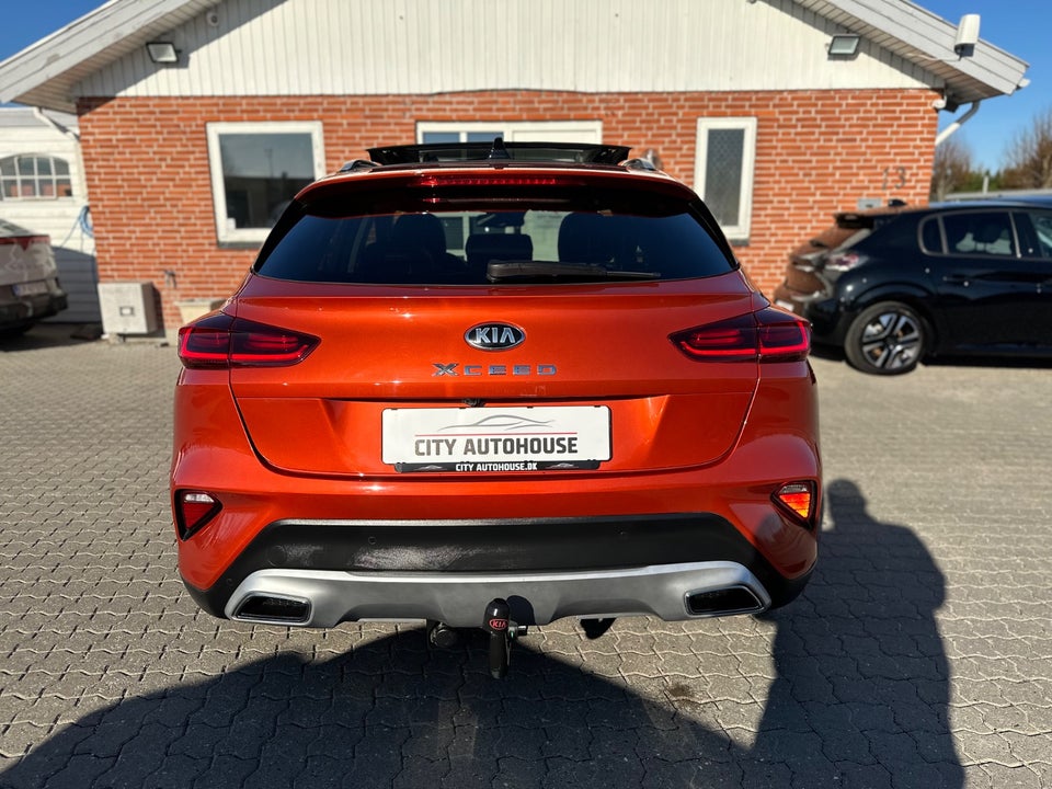 Kia XCeed 1,6 PHEV Upgrade DCT 5d