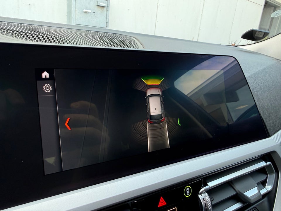 BMW 320d 2,0 Touring Connected aut. 5d