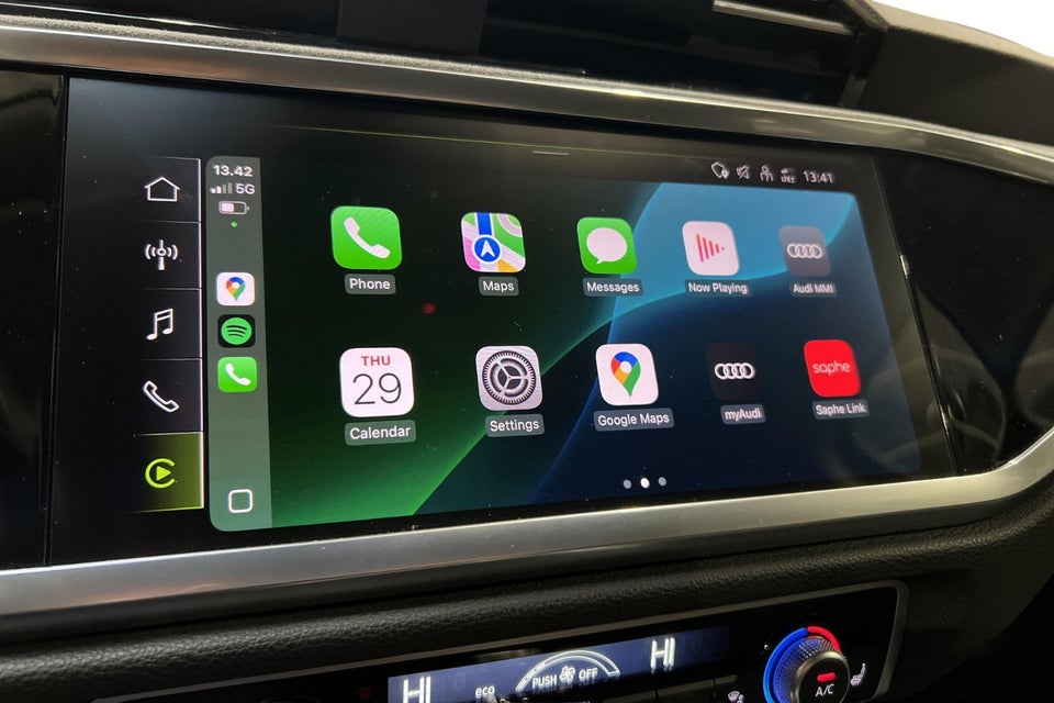 Audi Q3 45 TFSi e Attitude plus S-tr. 5d