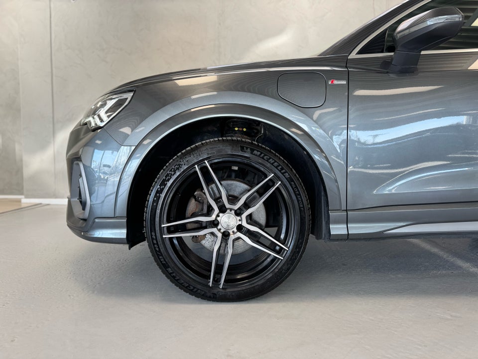 Audi Q3 45 TFSi e S-line plus S-tr. 5d
