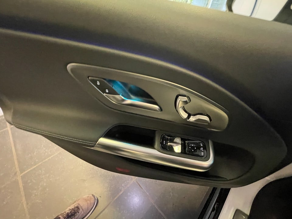 Mercedes CLA250+ electric Progressive Premium 4d