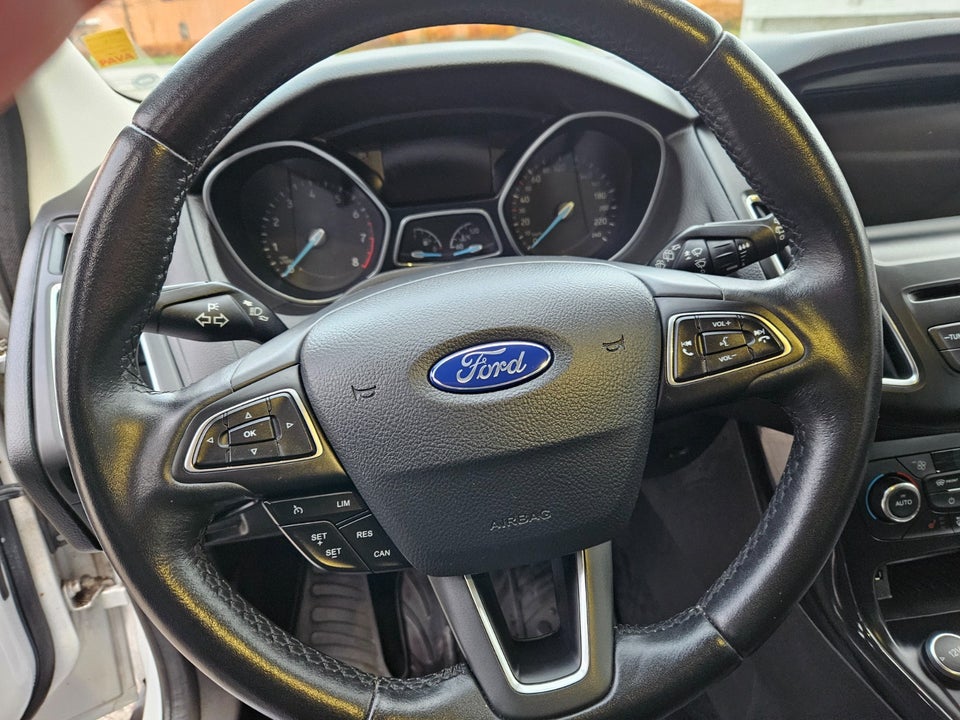 Ford Focus 1,0 SCTi 125 Titanium 5d