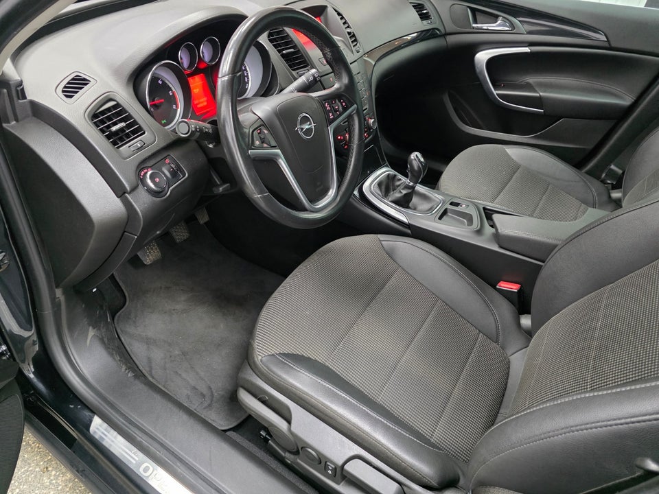 Opel Insignia 2,0 CDTi 160 Cosmo Sports Tourer eco 5d