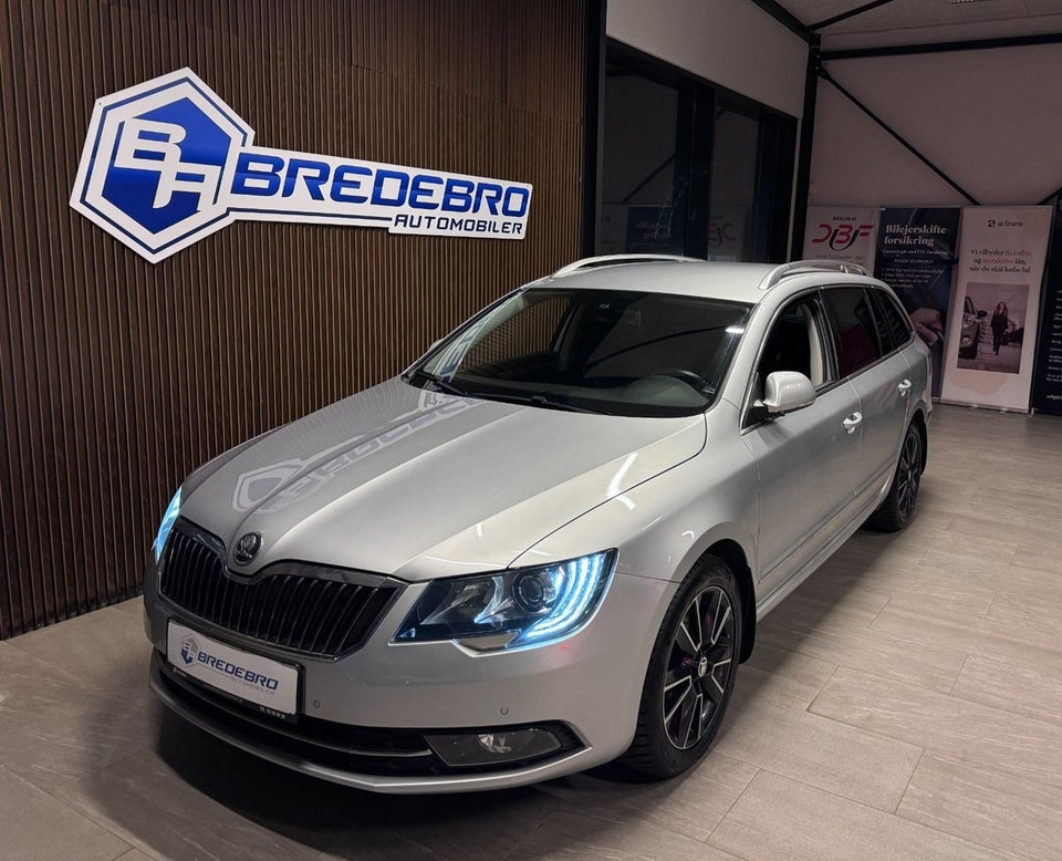 Skoda Superb 1,8 TSi 160 Elegance Combi DSG 5d