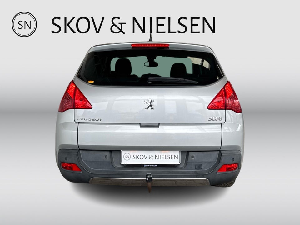 Peugeot 3008 1,6 HDi 110 Premium Cool 5d