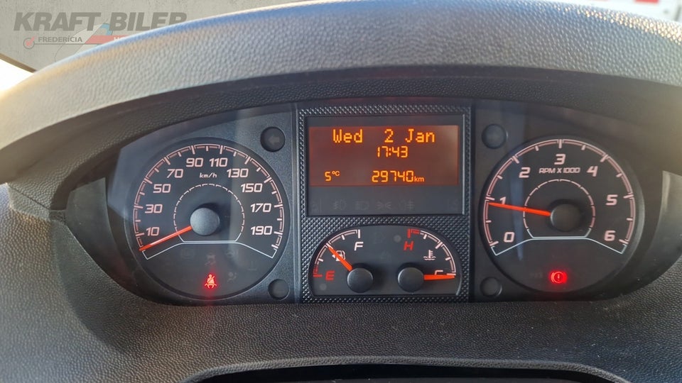 Citroën Jumper 33 2,2 BlueHDi 140 L2H2 FlexLine