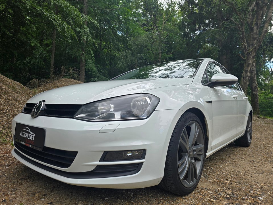 VW Golf VII 1,4 TSi 122 Comfortline BMT 5d