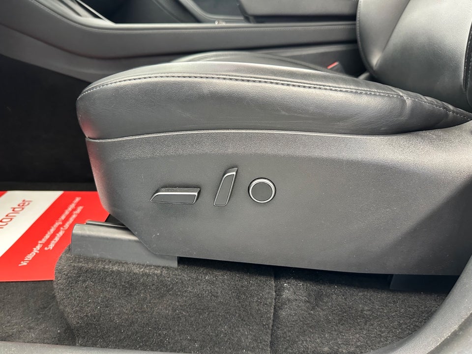 Tesla Model Y Long Range AWD 5d