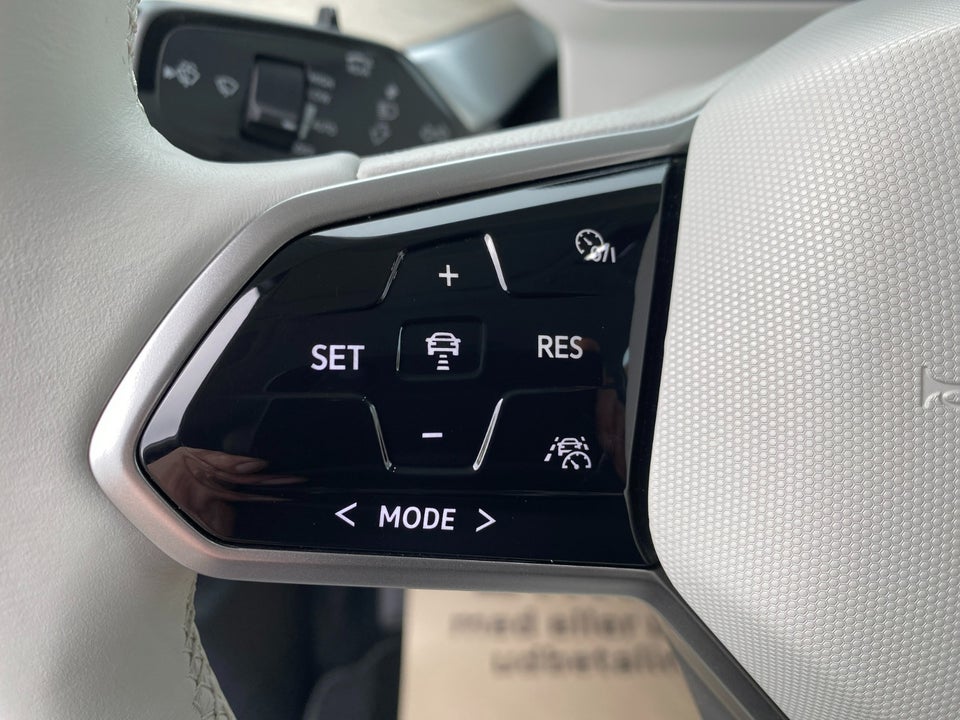 VW ID.Buzz 77 Pro SWB 5d