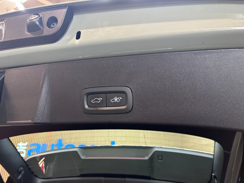Volvo XC40 P6 ReCharge Plus 5d