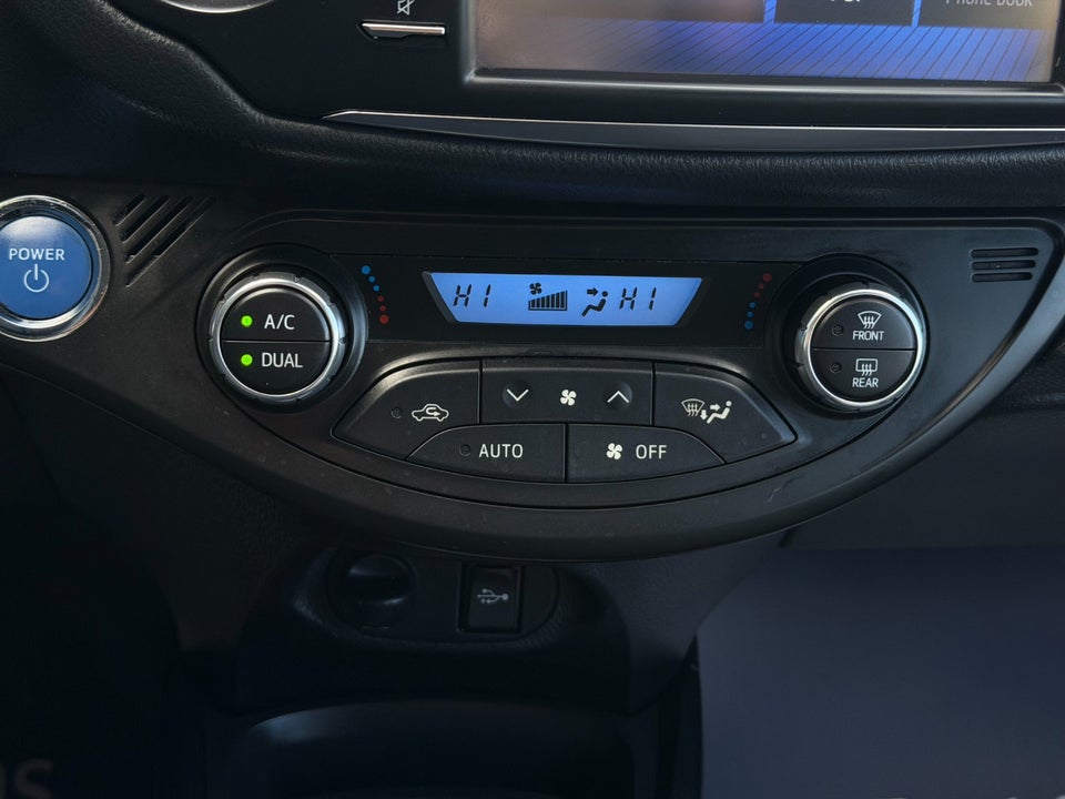 Toyota Yaris 1,5 Hybrid H3 Smart e-CVT 5d