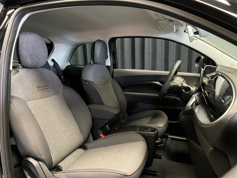 Fiat 500e 42 Icon 3d