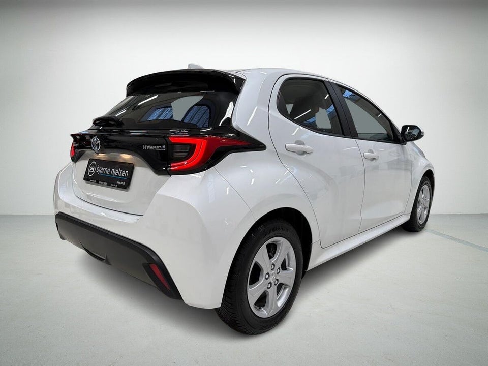 Toyota Yaris 1,5 Hybrid Active e-CVT 5d