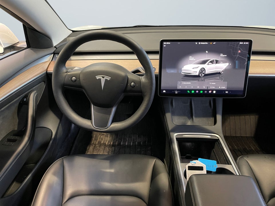 Tesla Model 3 RWD 4d