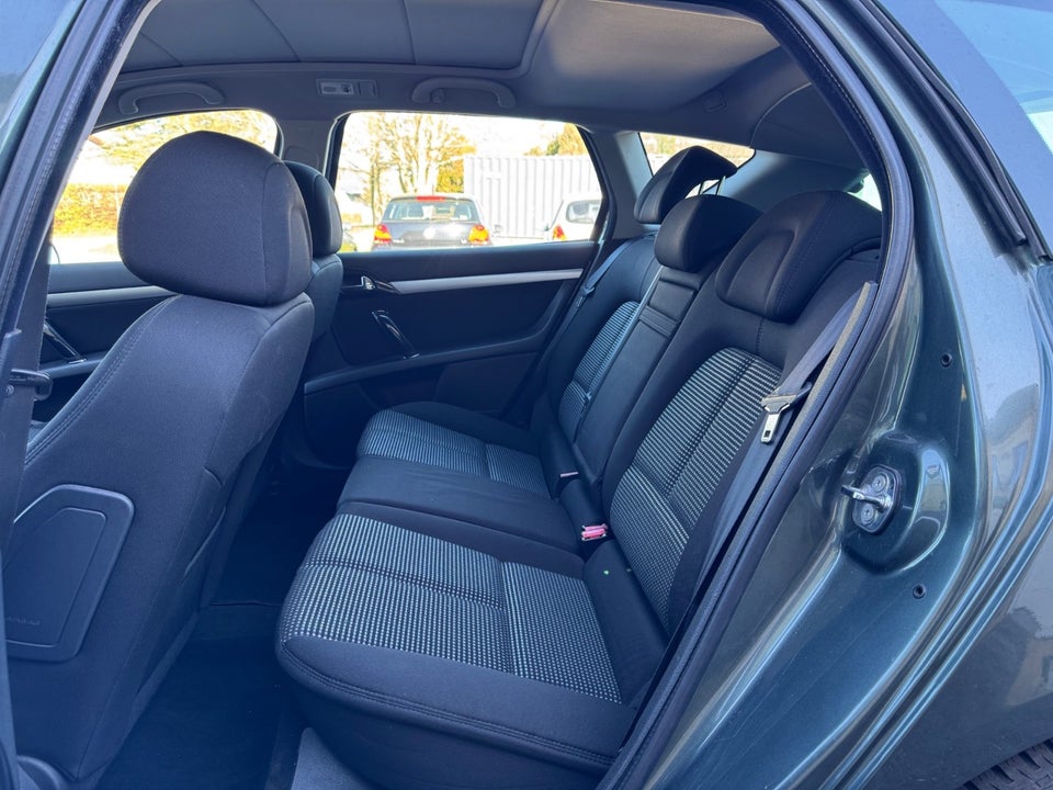 Peugeot 407 1,6 HDi 109 Premium SW 5d