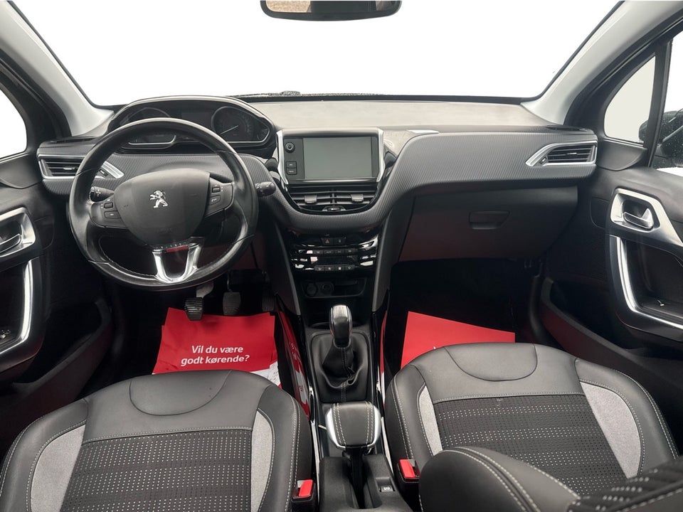 Peugeot 2008 1,2 e-THP 110 Allure Sky 5d