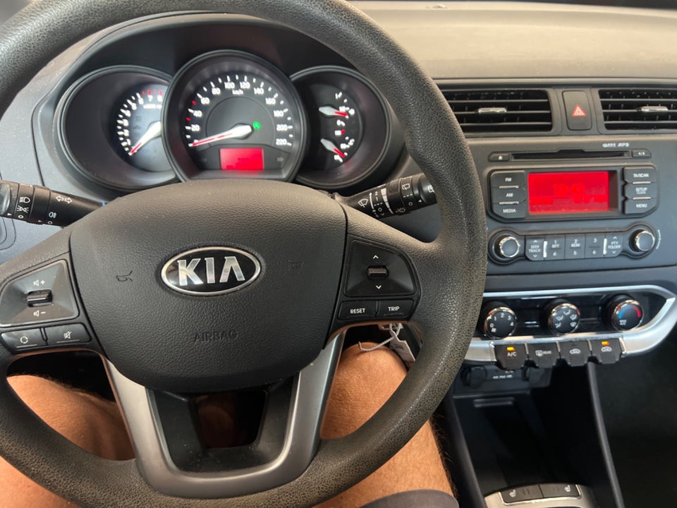 Kia Rio 1,2 CVVT Style+ 5d