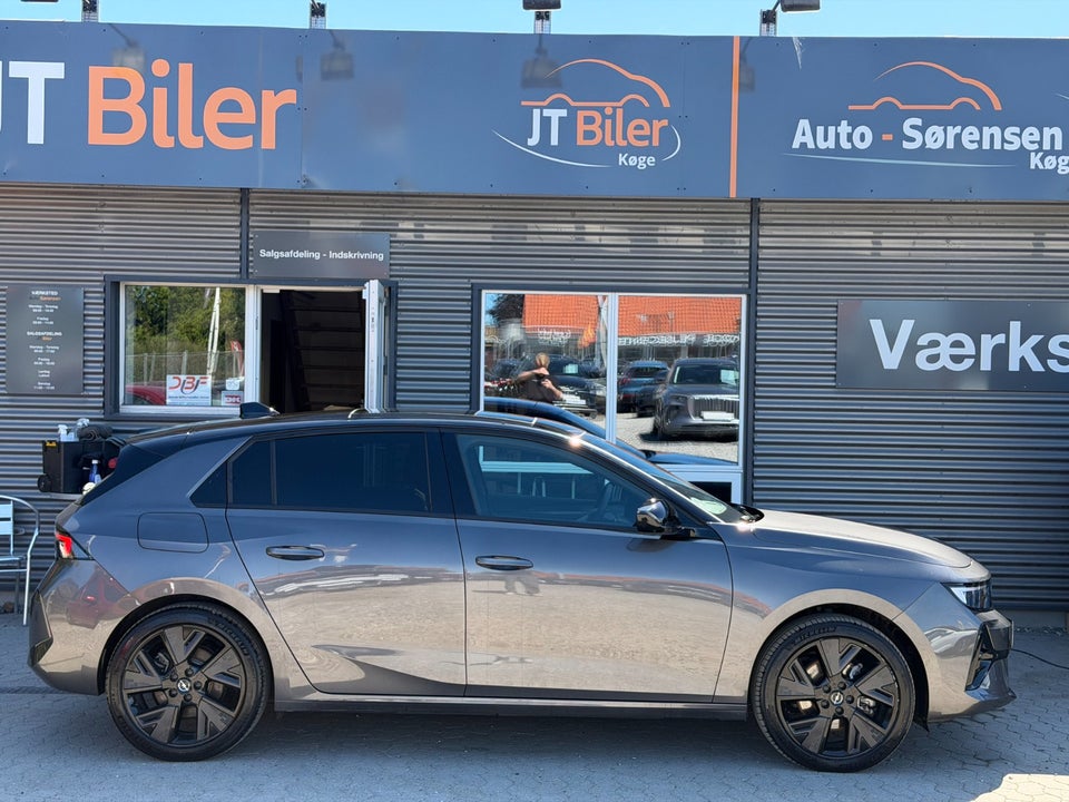 Opel Astra-e 54 GS 5d