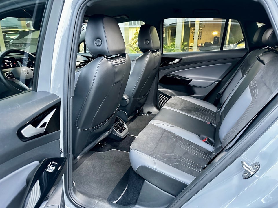 VW ID.4 77 Pro Performance 5d